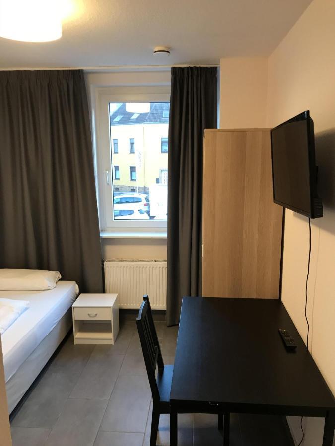 Rentapartment Duesseldorf ภายนอก รูปภาพ