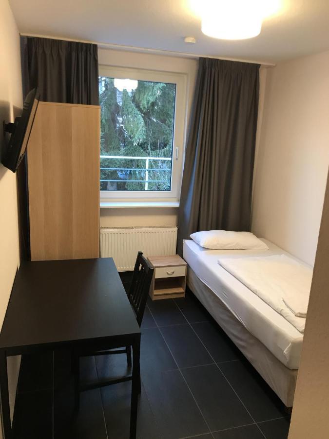 Rentapartment Duesseldorf ภายนอก รูปภาพ